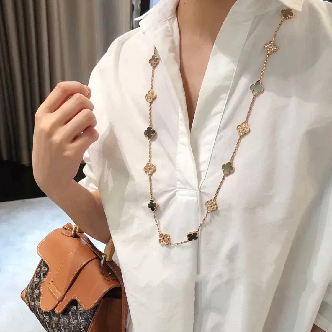 ¡®Moco¡¯CLOVER 20 MOTIFS DARK MOP DIAMOND NECKLACE