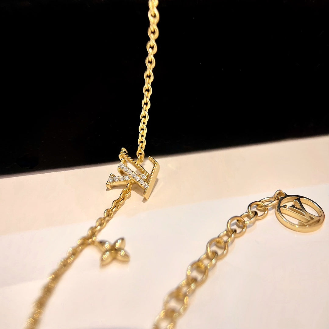 ¡®Moco¡¯LOGO STAR MOTIF GOLD BRACELET