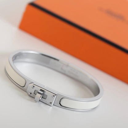 ¡®Moco¡¯HM KELLY WHITE BRACELET