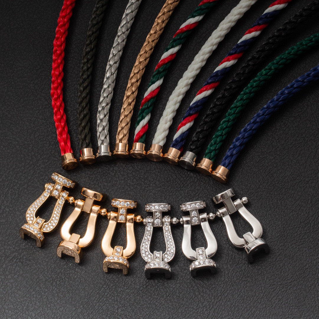¡®Moco¡¯FORCE LARGE HORSESHOE HALF DIAMOND BRACELET GOLD